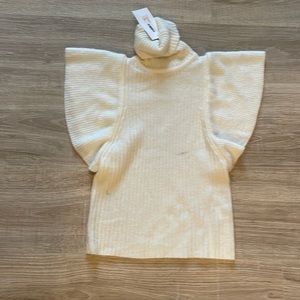 NWT - stellar small turtleneck wing cream sweater
